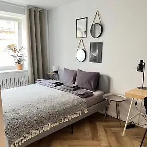  Apartment Tandem In Old Town - 24h Self Check-in